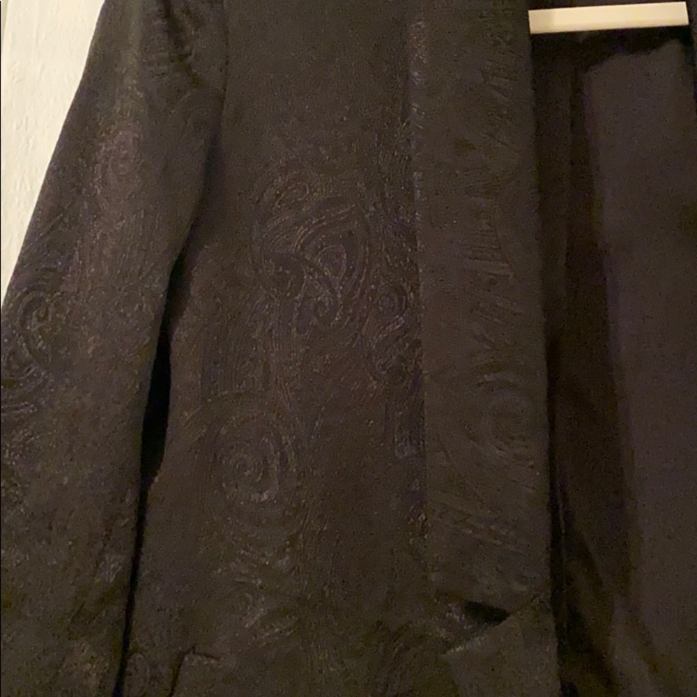 Black Blazer w. Shiny Black “Stenciled” Design